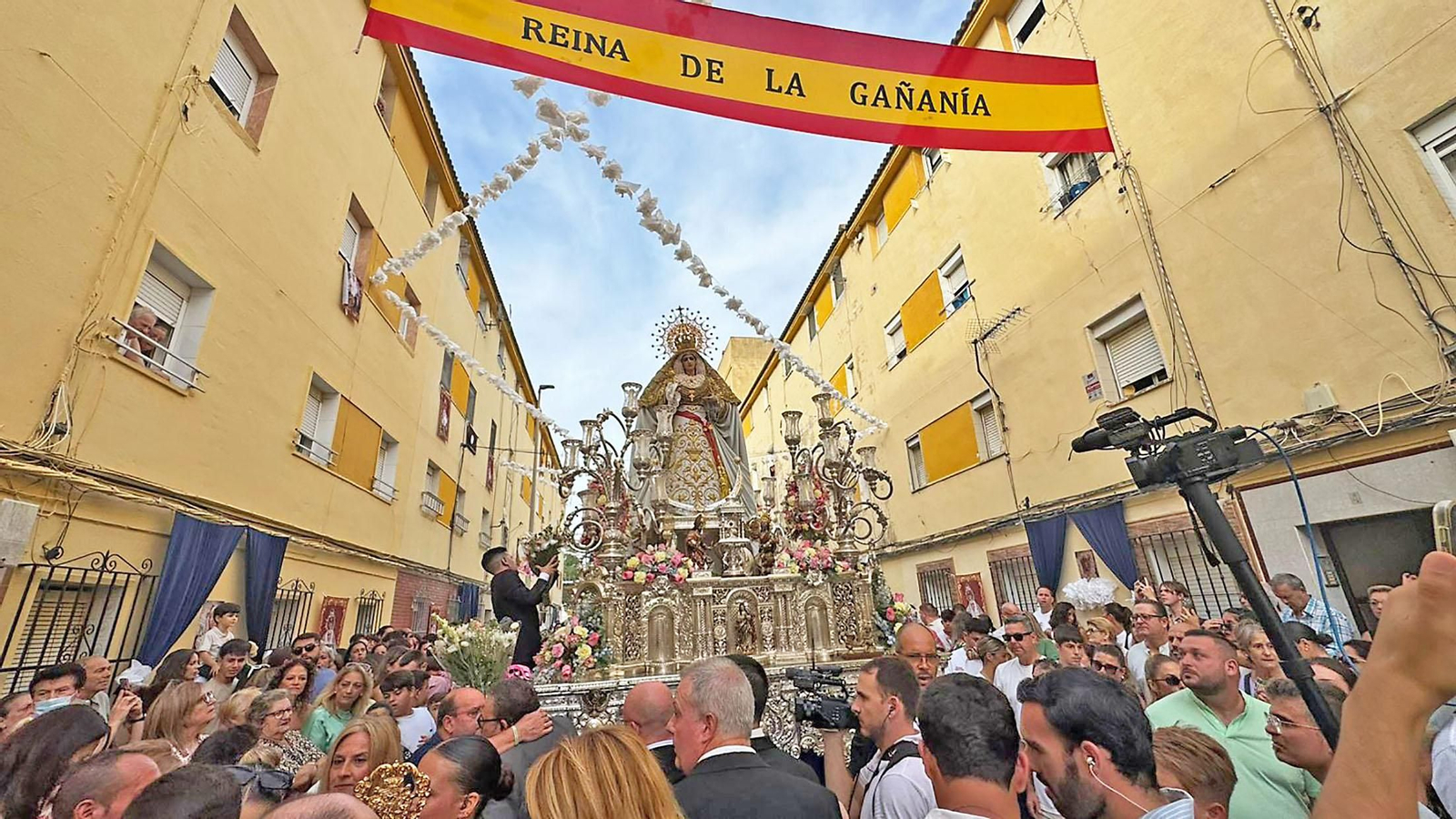 Traslado de Nuestra Señora de la Salud (73).jpg