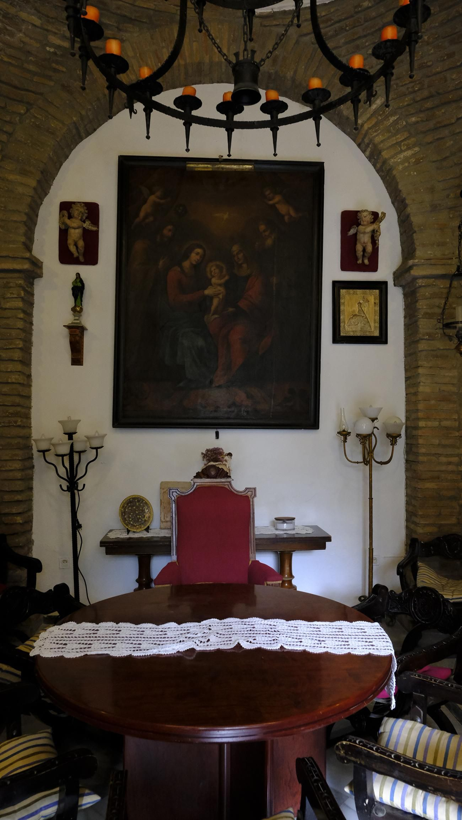 imágenes de la presentación de los nuevos Mercedes-Benz eléctricos, en SAVERES Huércal de Almería