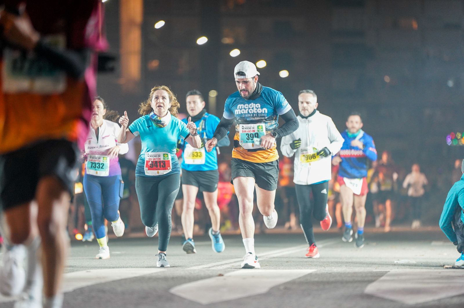 En imágenes: búscate en tu llegada a meta de la Carrera de San Antón 2026 (10)