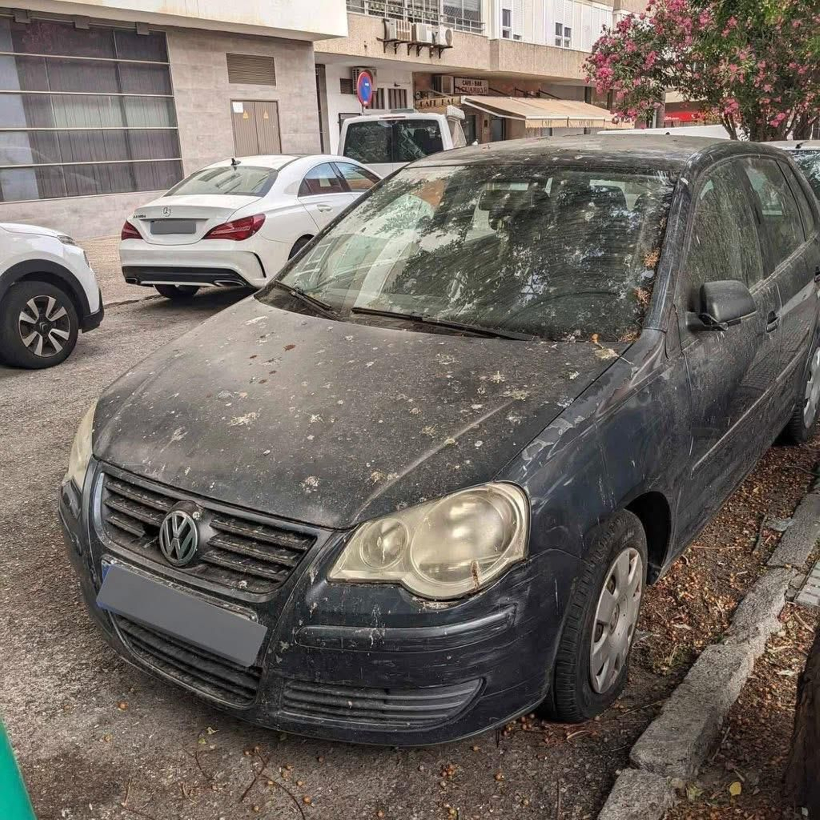 Coche abandonado