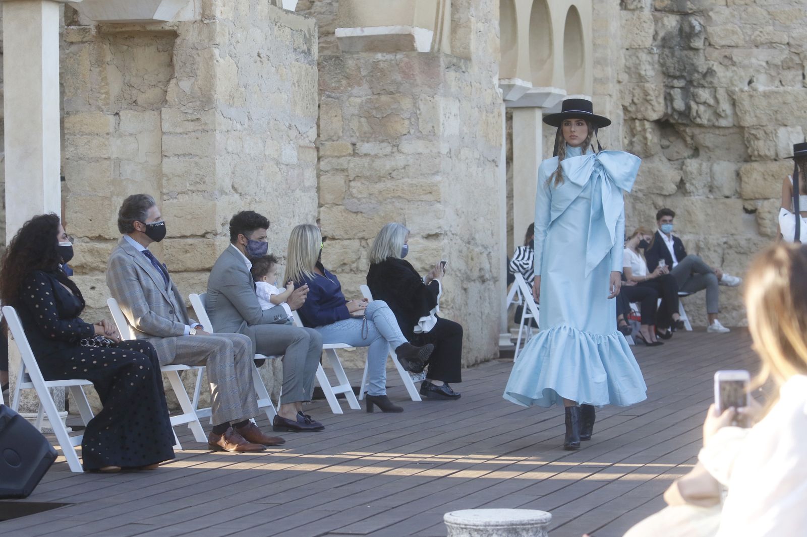 El desfile de Juana Martín en Medina Azahara, en fotografías