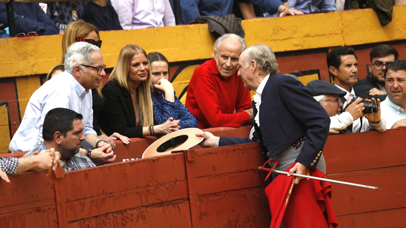 La clase magistral de tauromaquia organizada por Miguelete, en imágenes