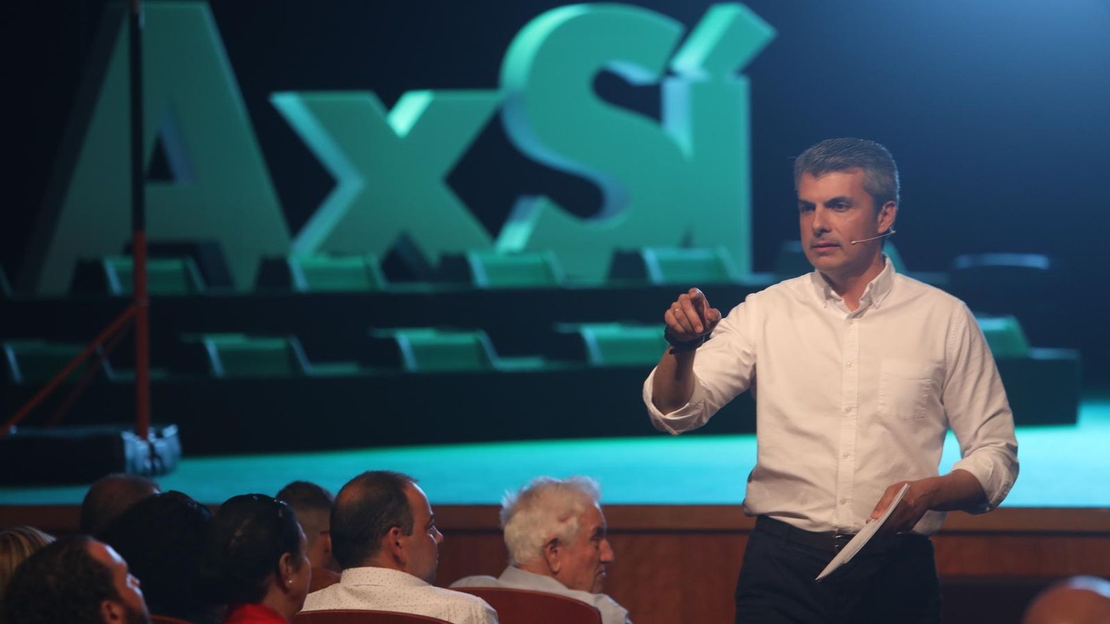 Fran Romero, candidato a la Alcaldía de AxSí, durante su intervención.