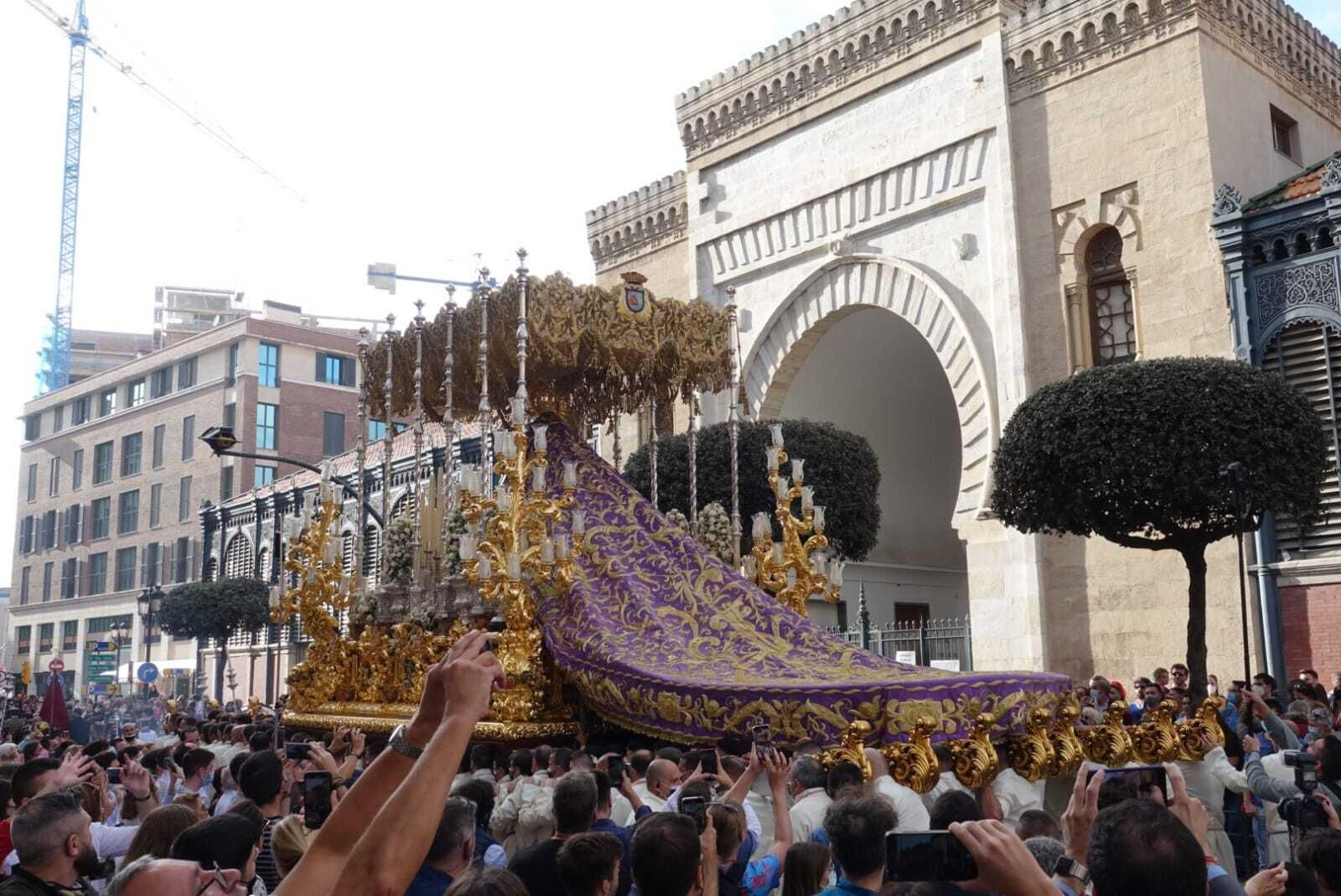 Las fotos de la Virgen de Sangre en la procesión Magna de Málaga
