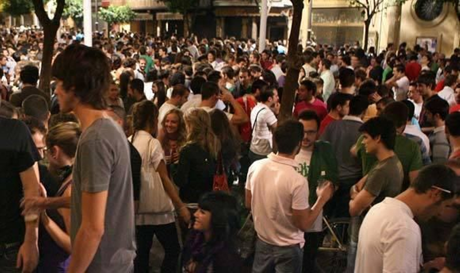 Los riesgos de beber alcohol adulterado o ilegal