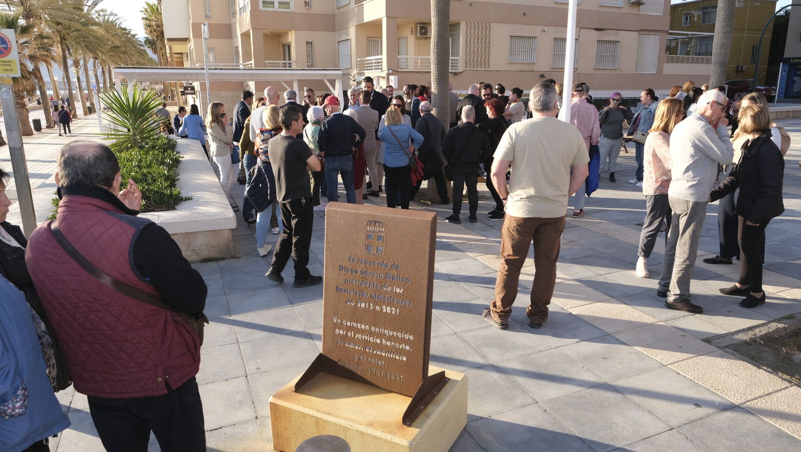 Imágenes de la Inauguración de la Plaza Diego García Molina, hostelero que fue Presidente de ASHAL