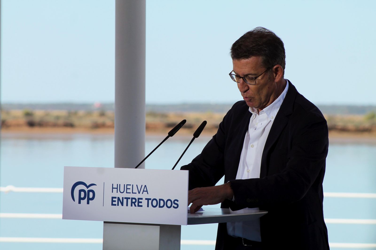 Visita de Alberto Núñez Feijóo a Huelva, en imágenes