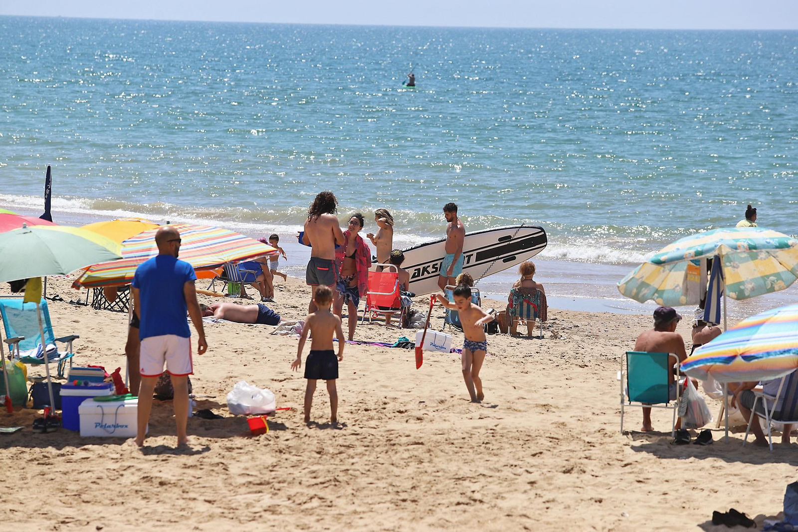 Las playas de Huelva se llenan en el 1 de mayo