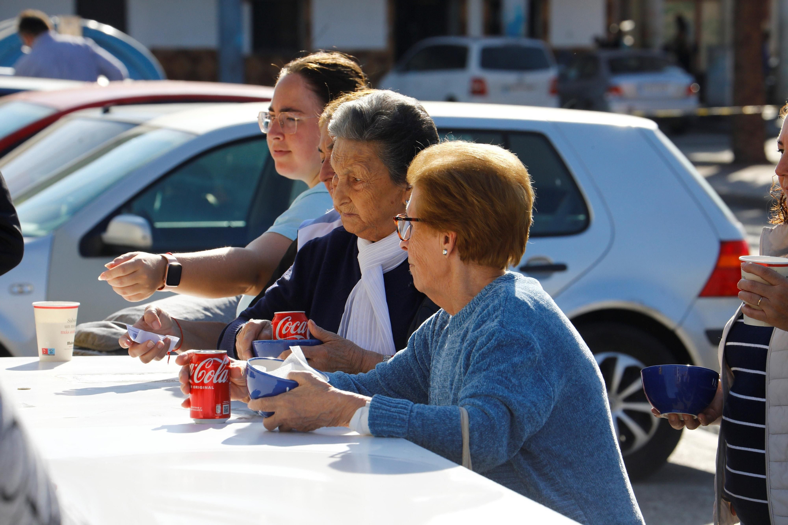 Así ha sido el perol gourmet celebrado en Las Palmeras de Córdoba, en imágenes