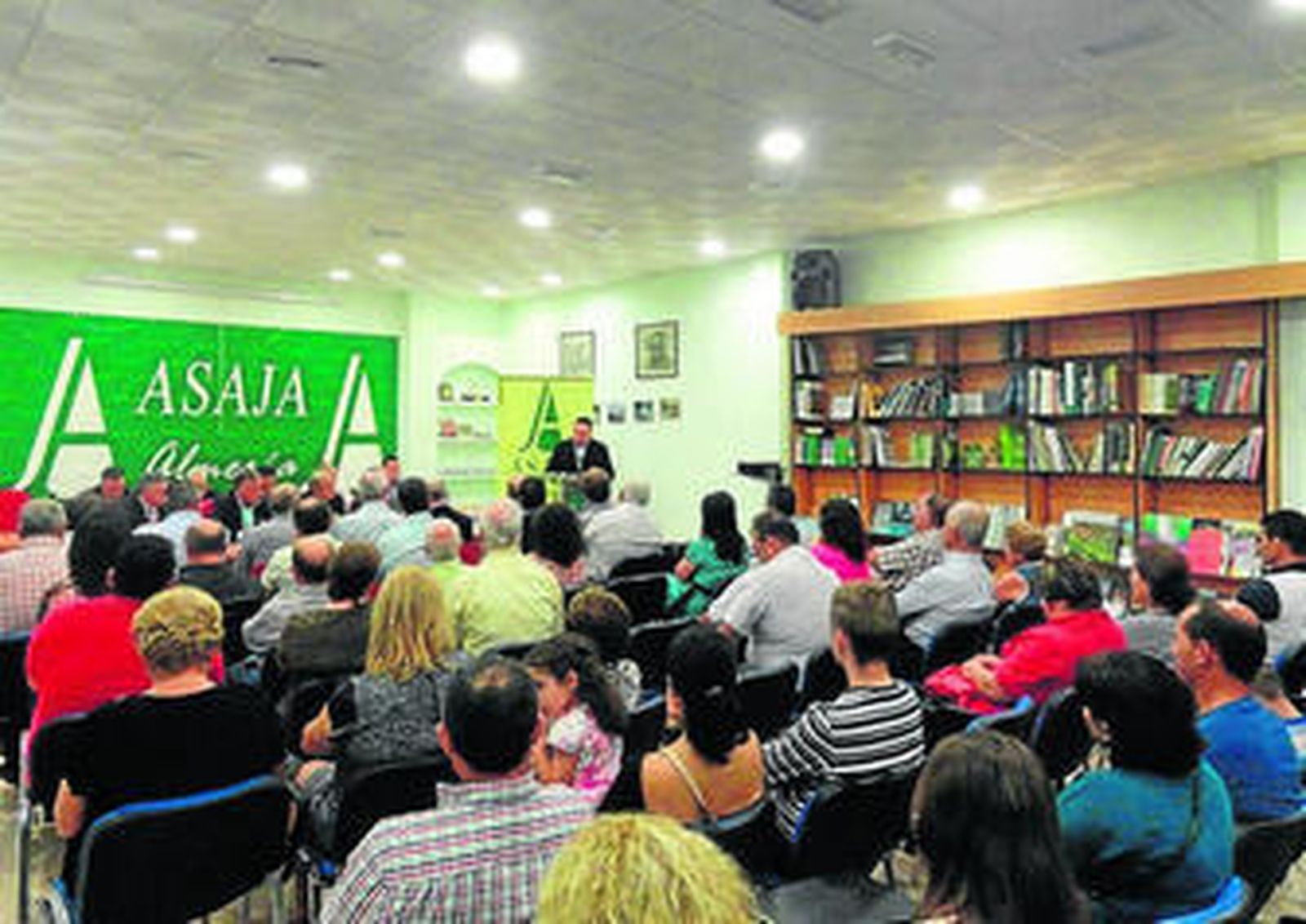 Asamblea general extraordinaria de Asaja Almería, celebrada en La Mojonera.