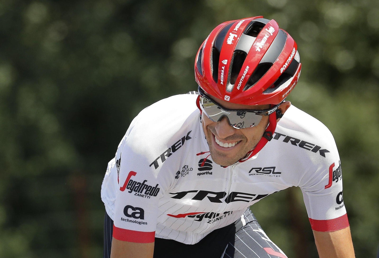 Alberto Contador, en el transcurso de la etapa de ayer.