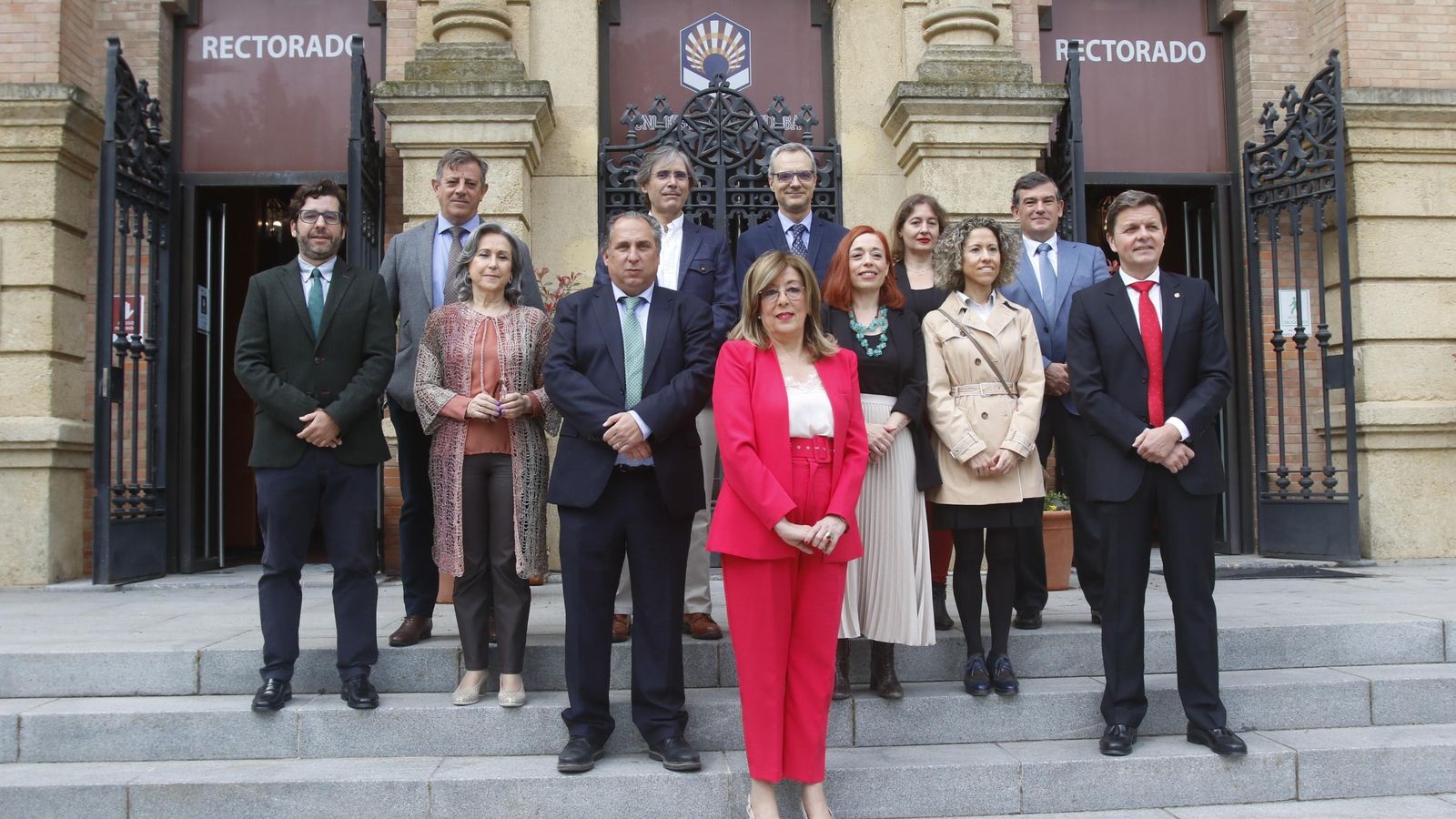Equipo de gobierno que presenta la candidatura de Julieta Mérida.