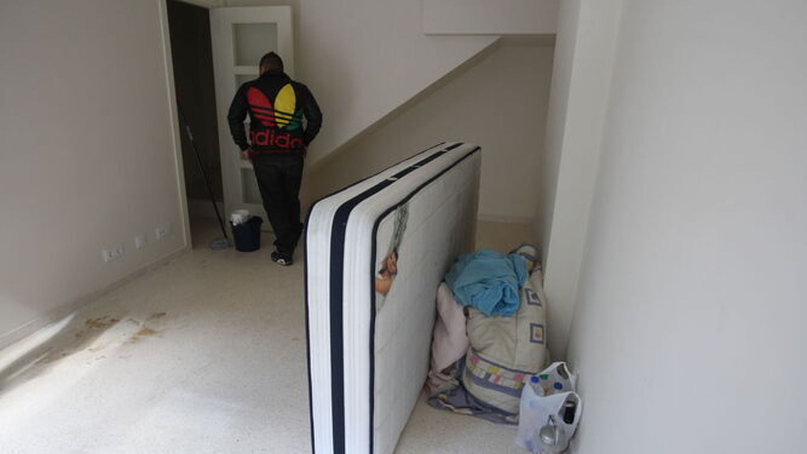 Desalojo de una vivienda de Cádiz