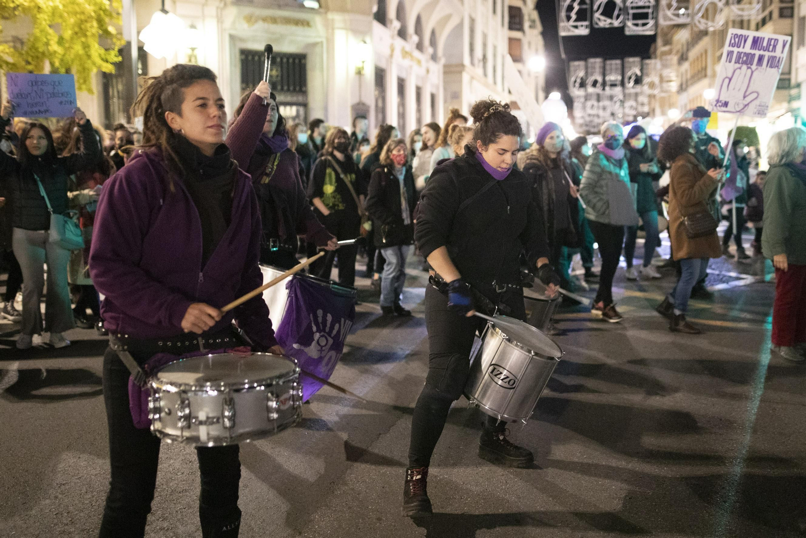 La manifestación del 25-N en Granada en imágenes