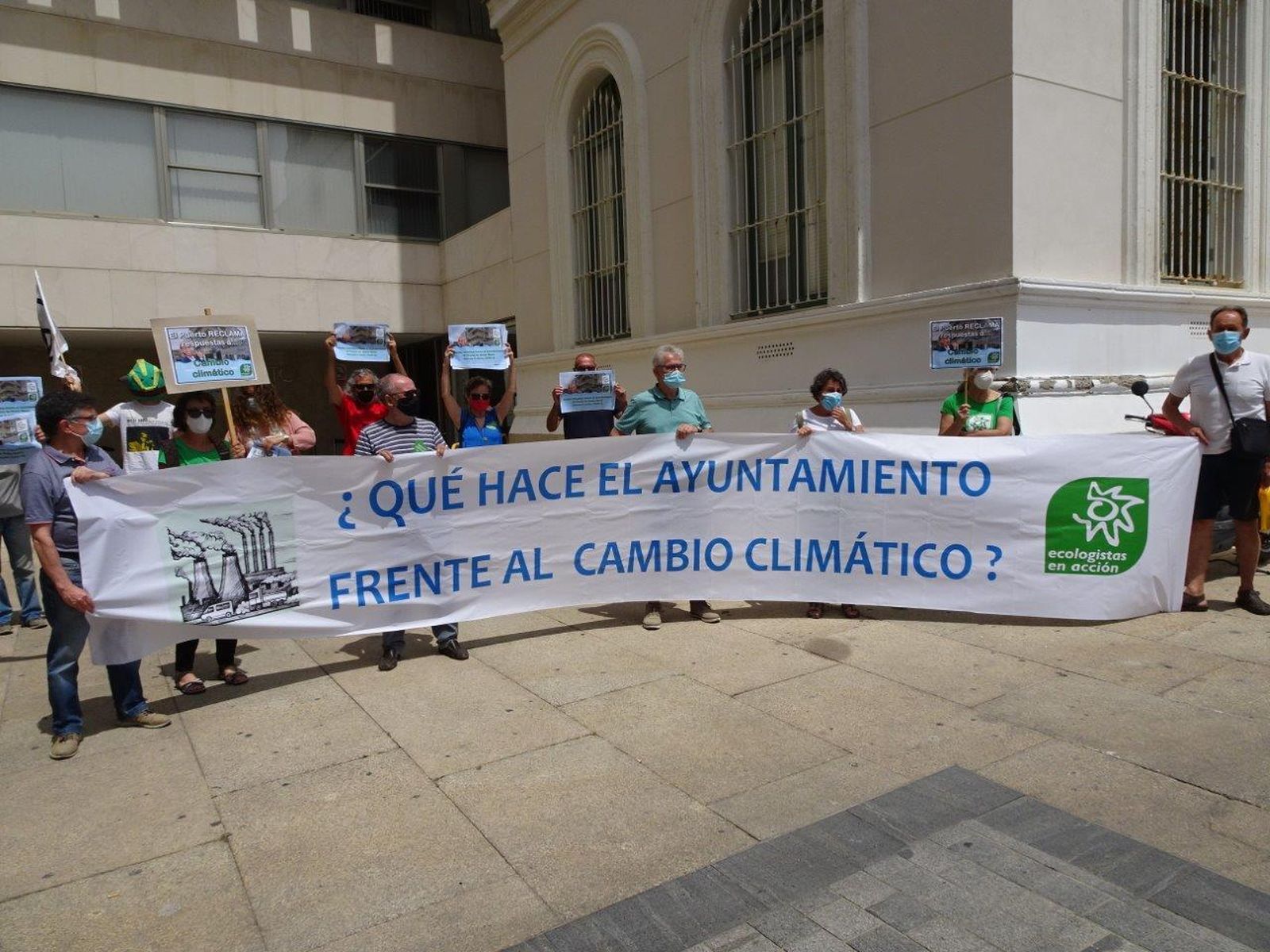 Los ecologistas exigen la redacción del Plan de medidas contra el cambio climático.