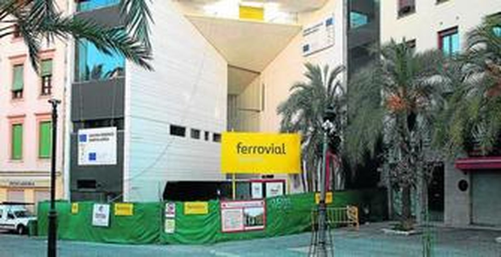 La Junta contempla en sus partidas presupuesarias la parte correspondiente para terminar las obras del Centro Lorca.