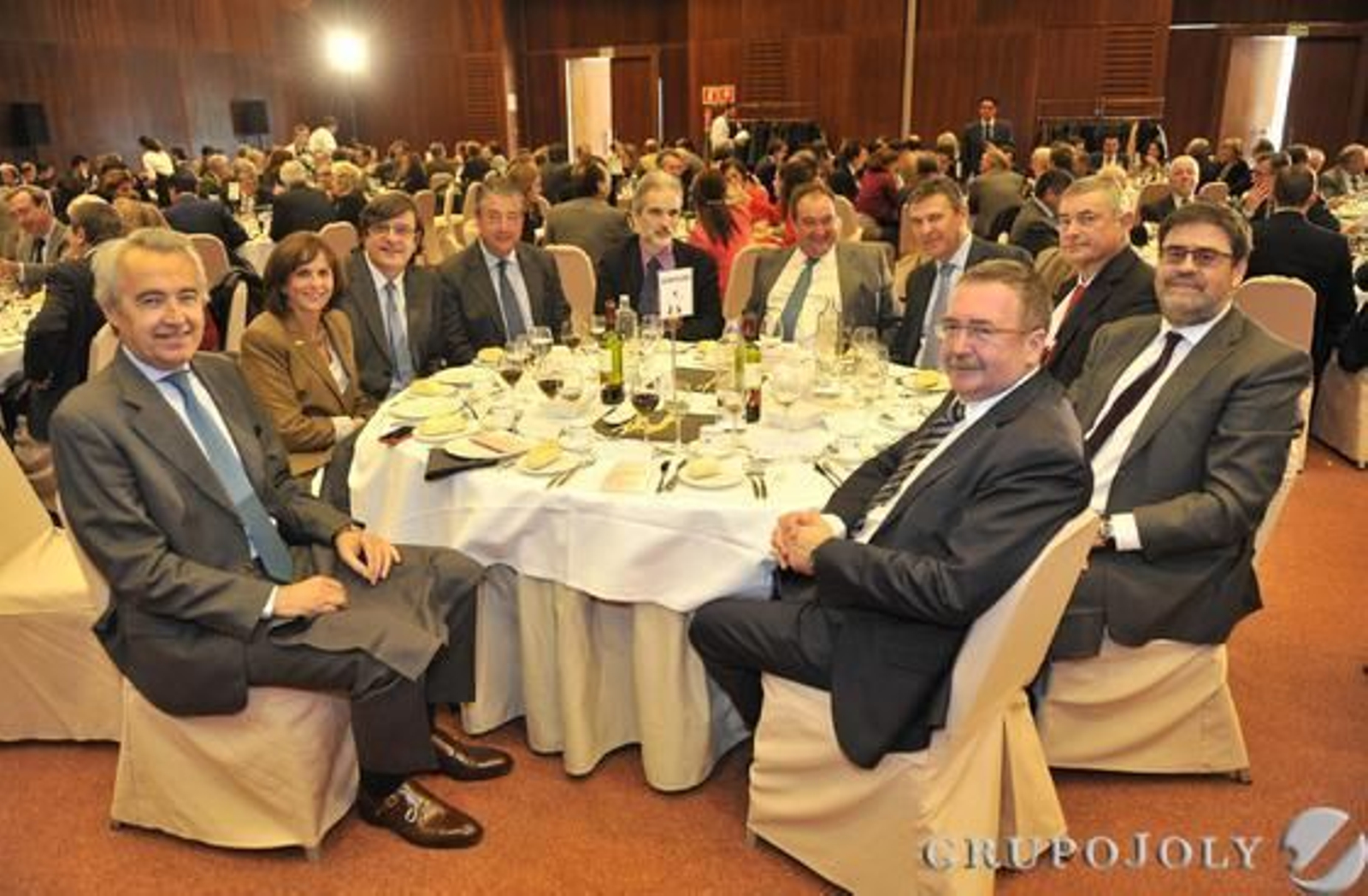 Pablo Gutiérrez-Alviz, Remedios Martel, José Luis Gutiérrez Pérez, Félix Puebla, Aquilino Alonso, Tomás Valiente, Francisco Arteaga, José Luis Fernández, Antonio López y Ángel Gallego. / Juan Carlos Vázquez