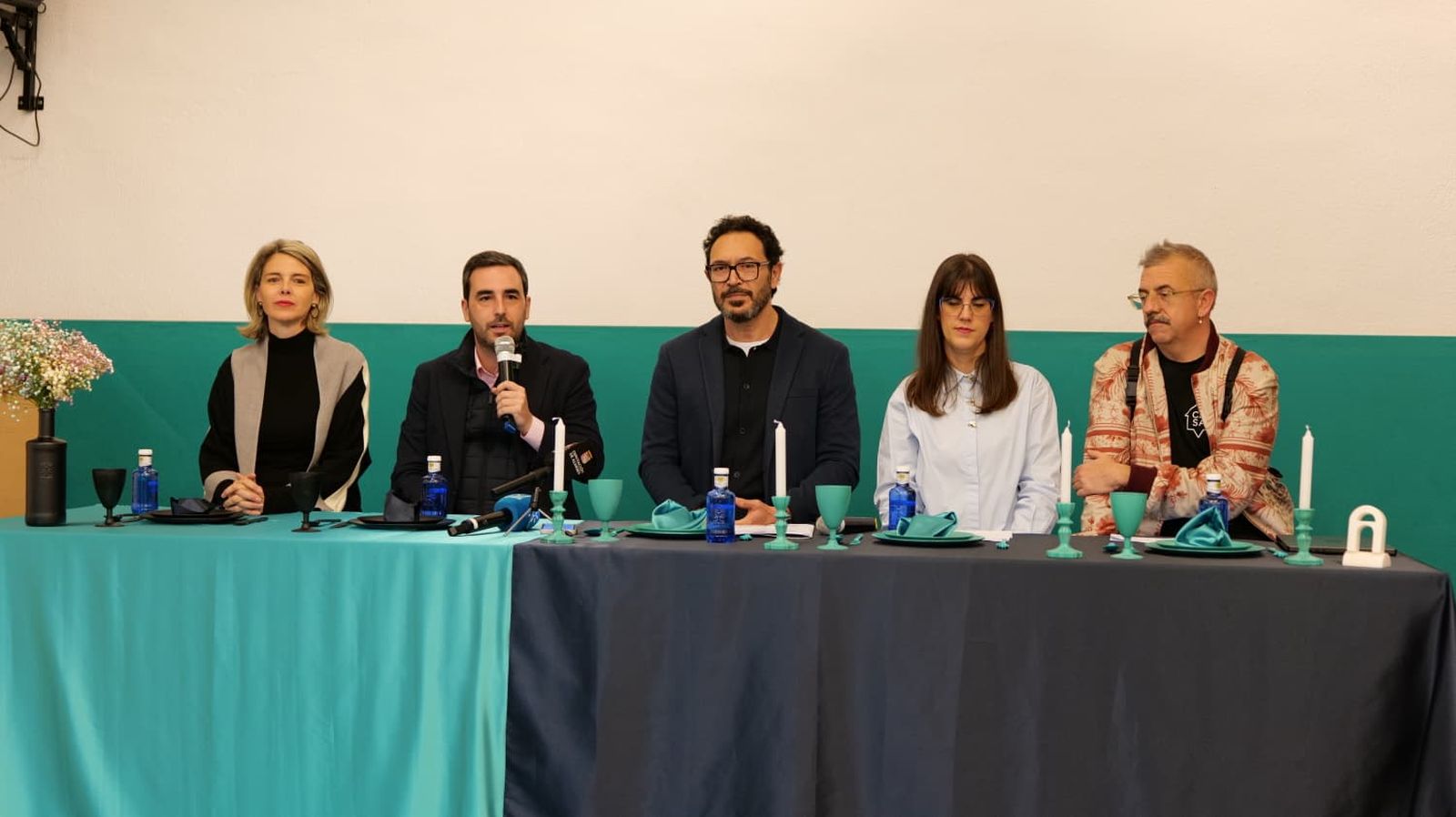 Acto de presentación de la Semana del Diseño en la Escuela de Arte.