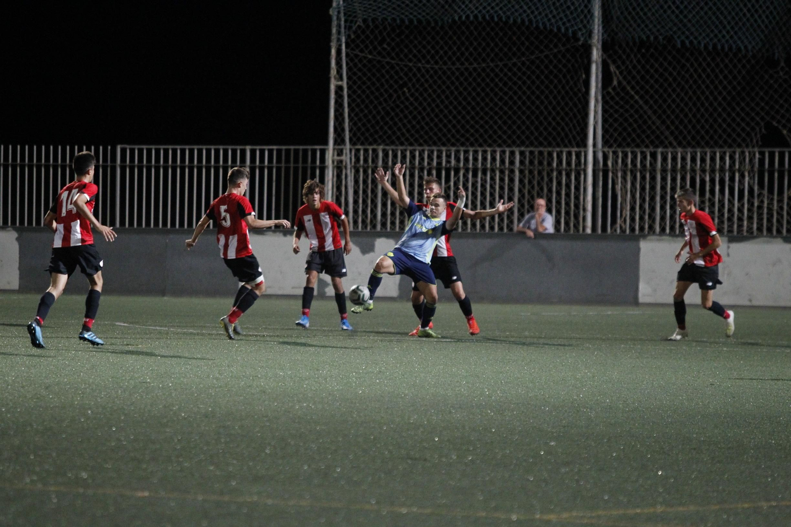 Las imágenes del VII Trofeo de Feria de Fútbol Juvenil 'I Memorial Juan Oncala'
