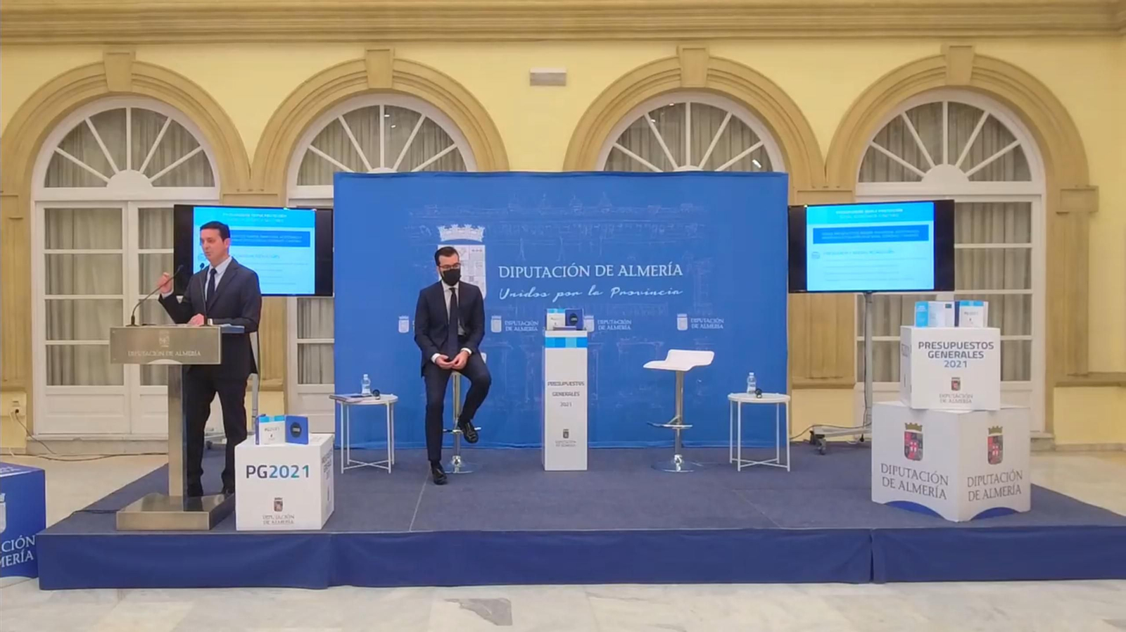 Momento de la presentación de las cuentas de 2021 en el Palacio Provincial.