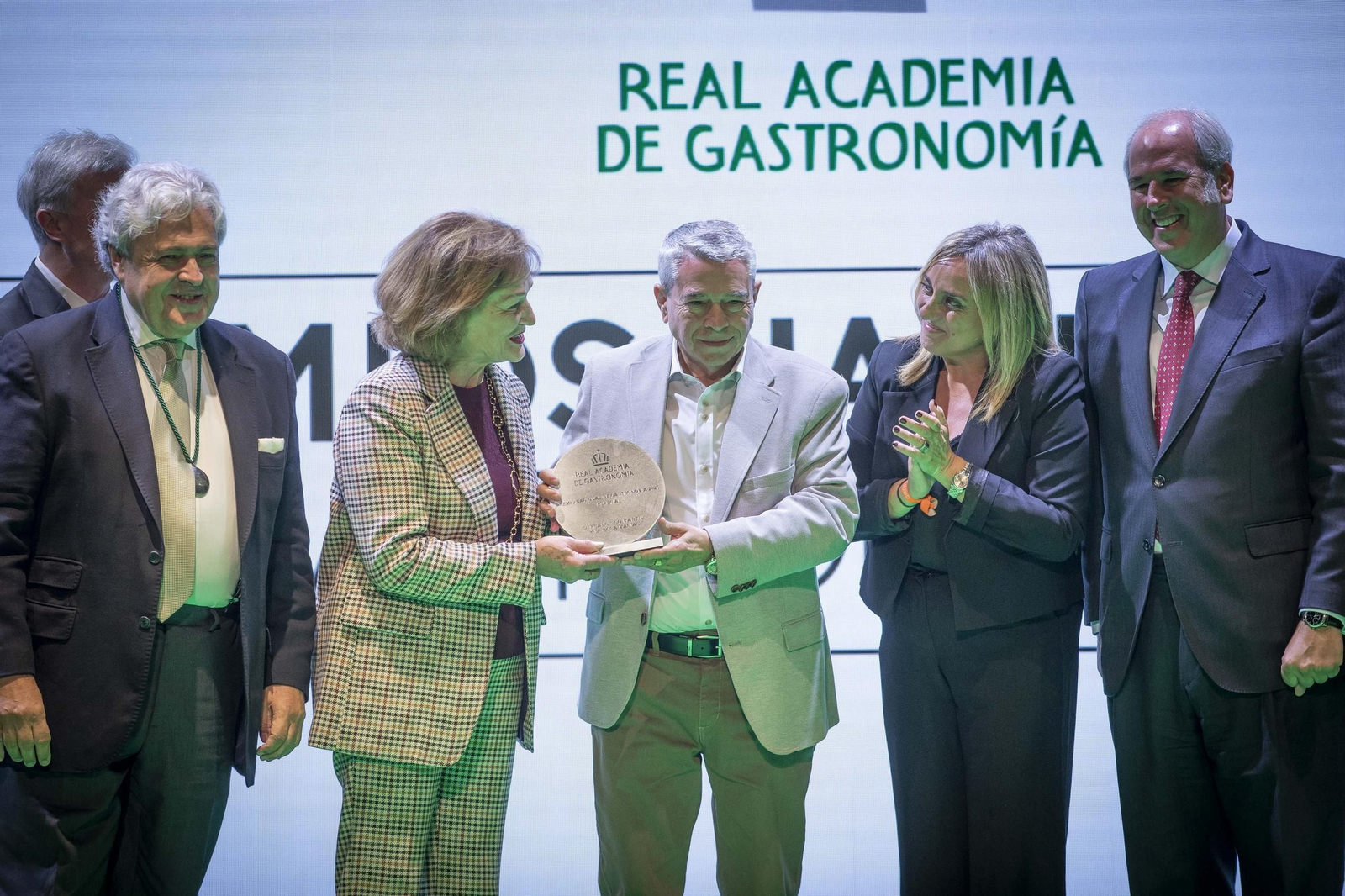 Premios Nacionales de (15279938).jpg