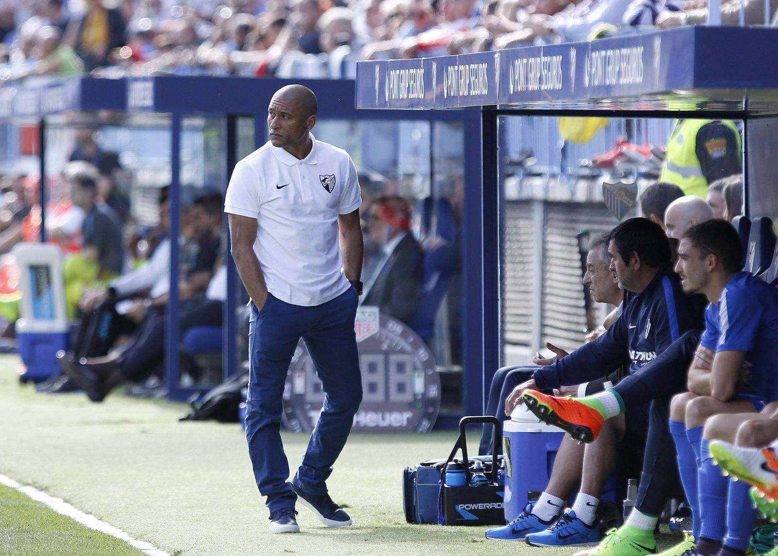 Marcelo Romero observa el juego.