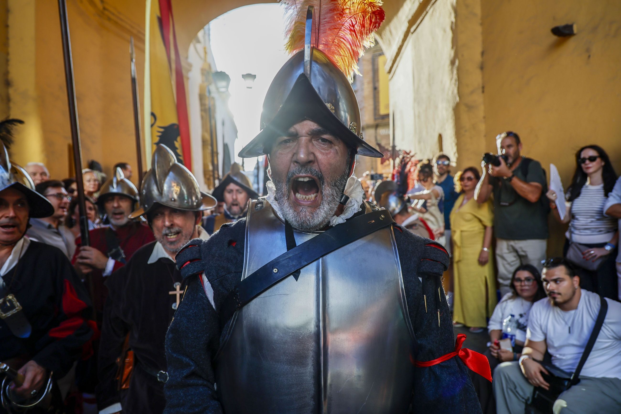 Las imágenes del desfile del Tercio de Olivares por el Día de la Hispanidad en Sevilla 2026