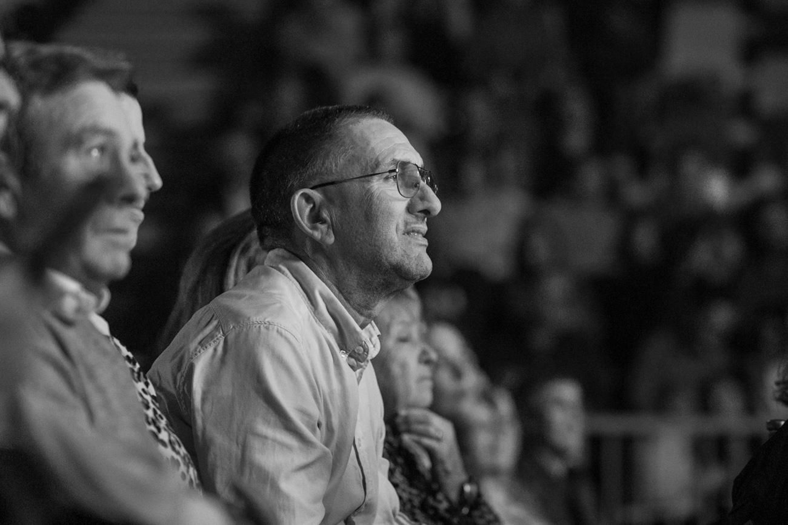 Así se disfruta en Jaén del concierto de Raphael, "Raphaelísimo"