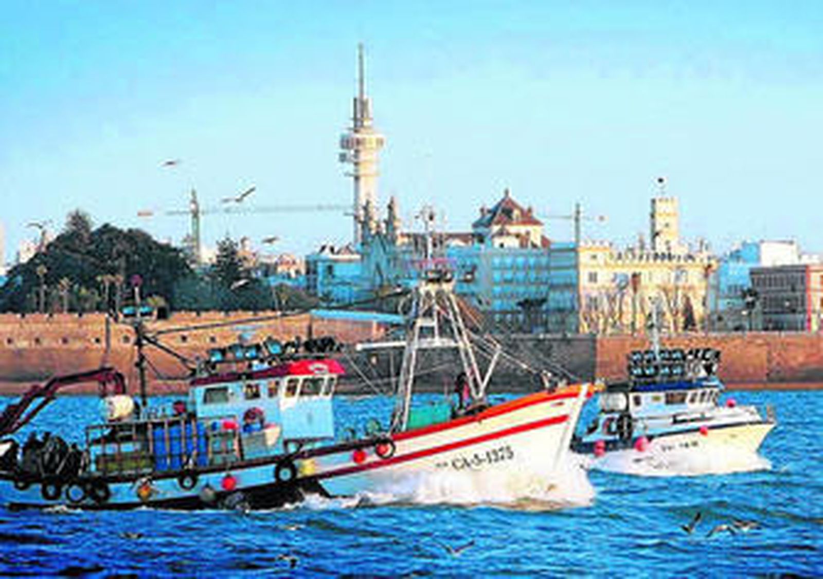 Pesqueros de Barbate, en las aguas del Golfo de Cádiz.