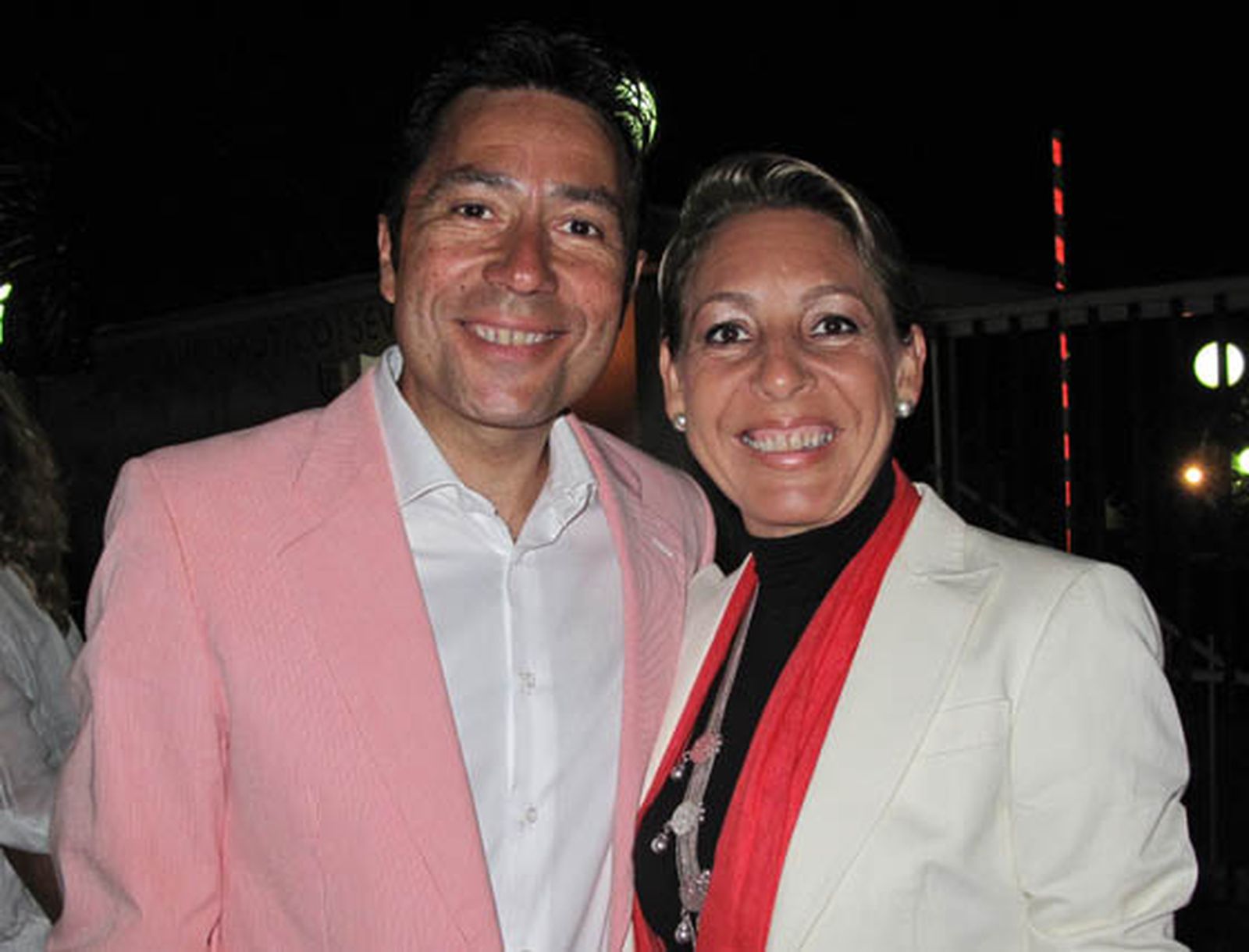 Pepe da Rosa, presentador de la gala, y su esposa, Eva Martín.

Foto: Victoria Ramírez