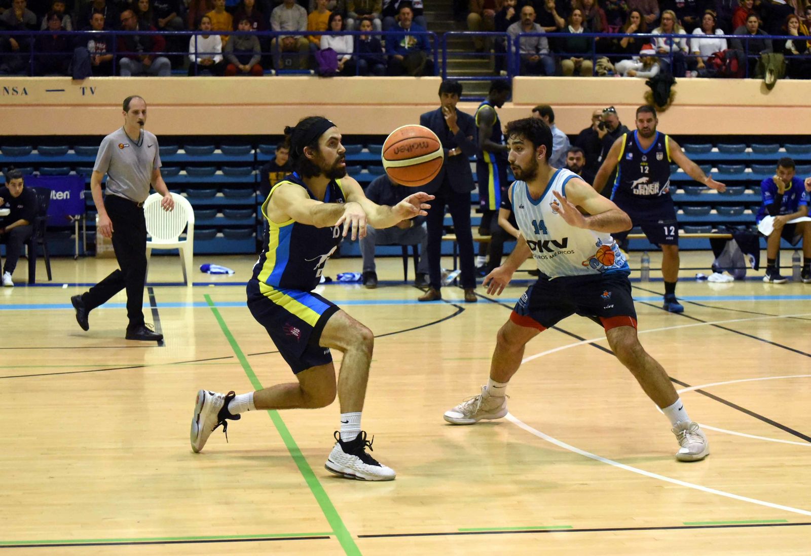 El norteamericano Chris Manoli, en el último partido ante Cimbis.