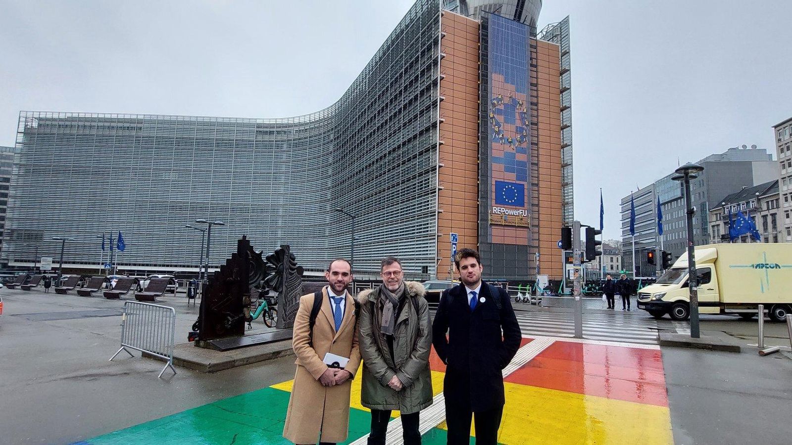 Bruselas 14:00 h. En la Dirección General de Política Regional y Urbana (REGIO).