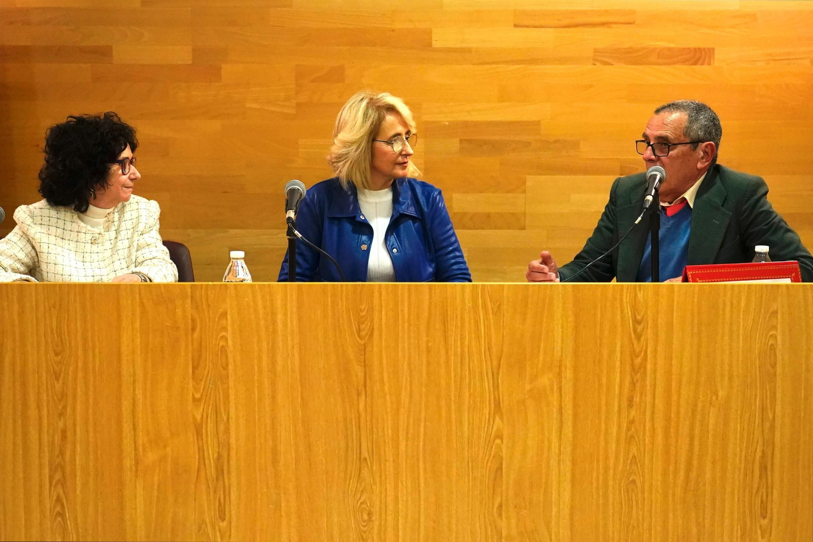 Fotos del homenaje al hispanista Ahmed Mgara