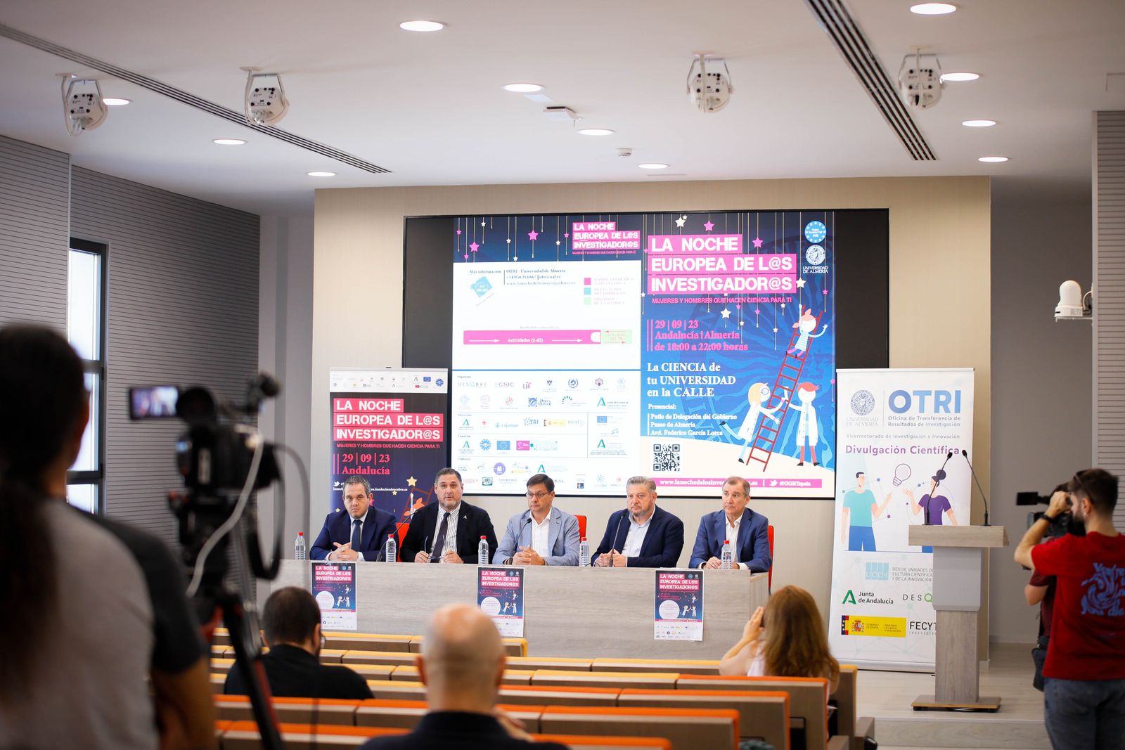 Fotogalería programa la noche europea de l@s investigador@s