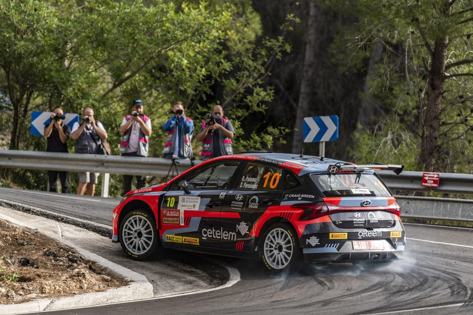 Momentos durante el rally en los test previos