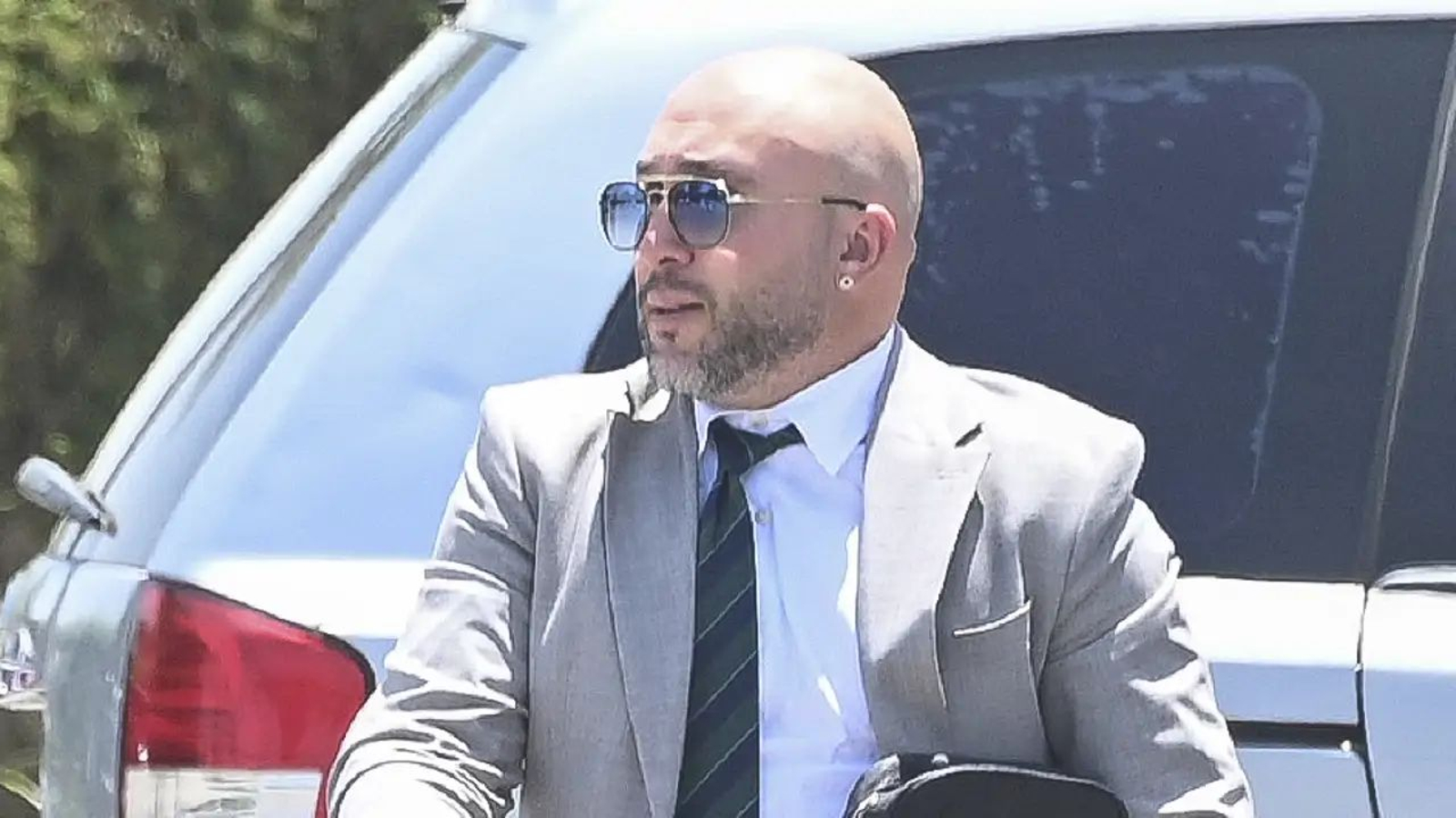 Kiko Rivera en la comunión de su hija