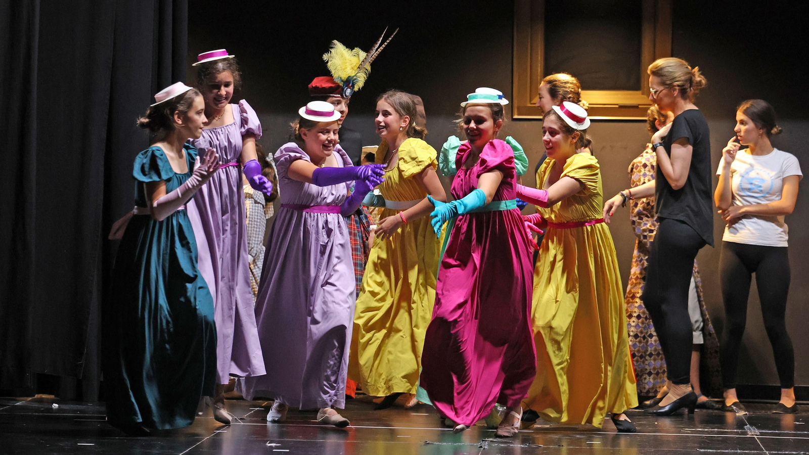 Ensayo del musical 'Ilumíname' de Fredes Insa