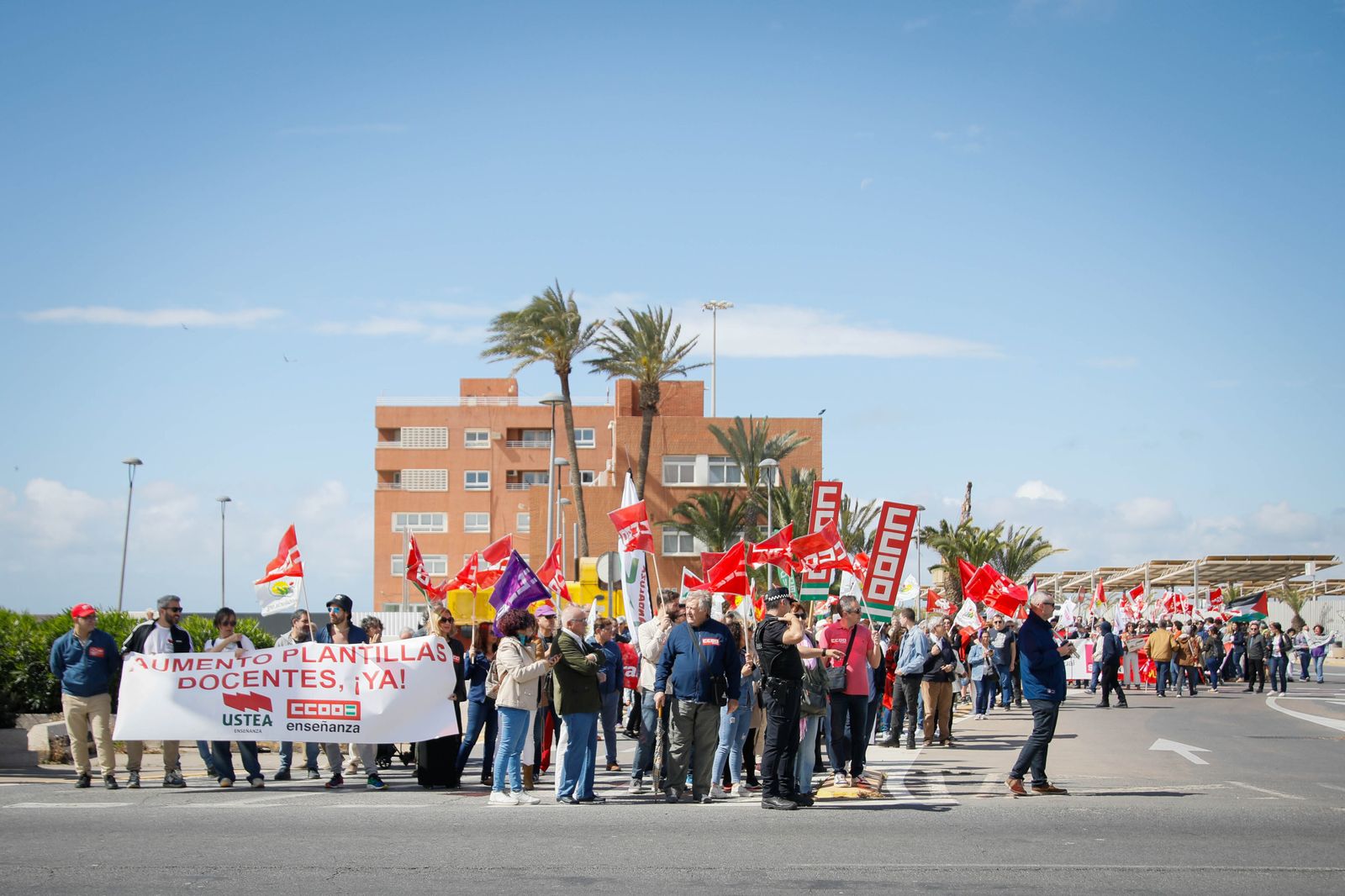 Las imágenes de la manifestación del Día del Trabajador en Almería