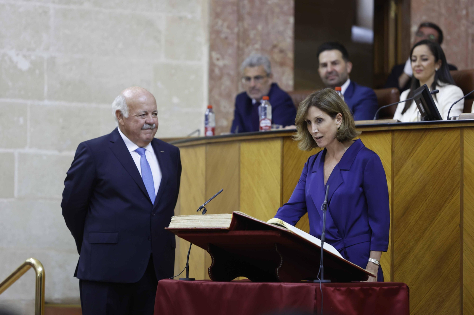 La constitución del Parlamento andaluz, todas las imágenes