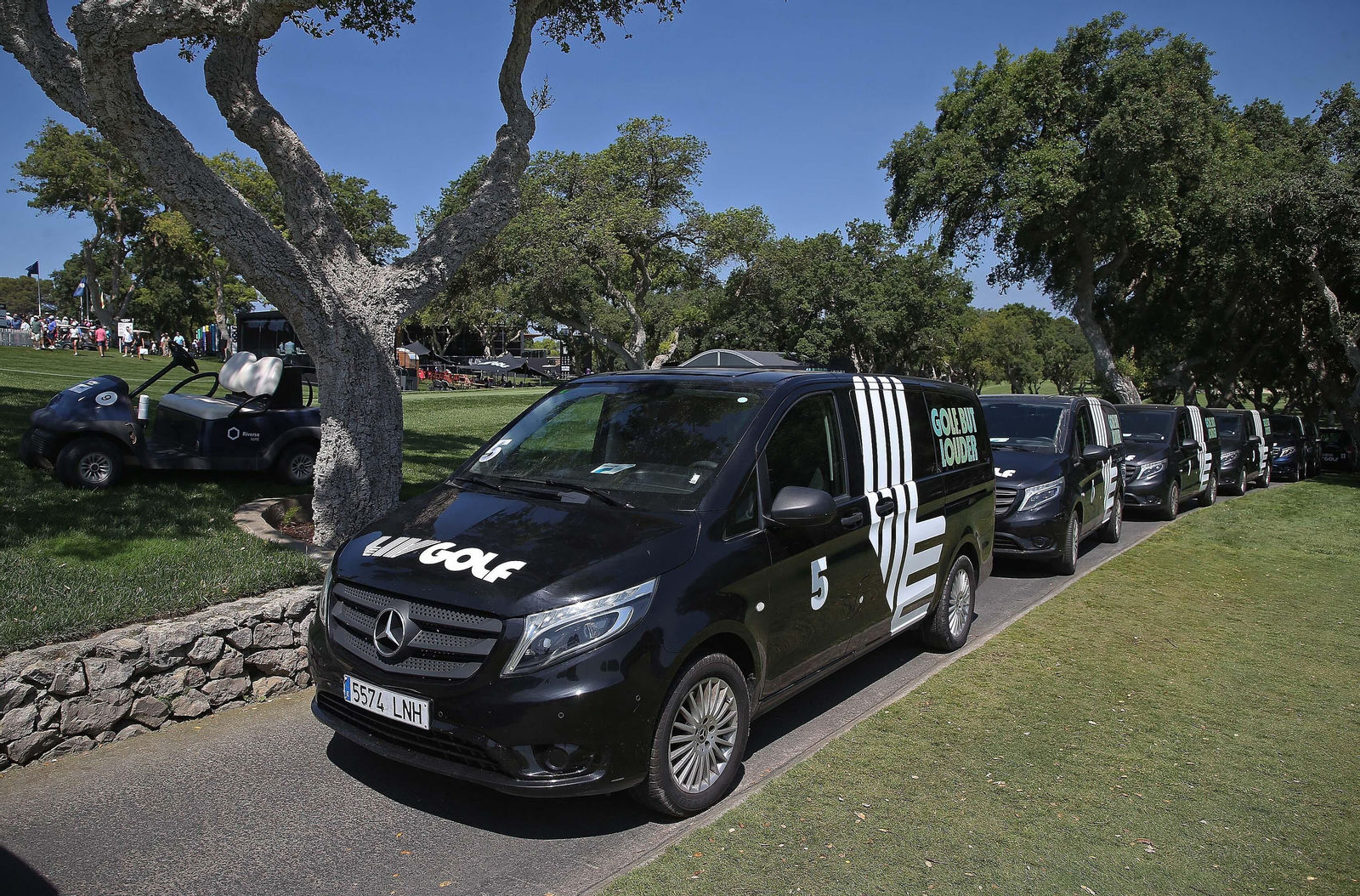 Ambiente durante la primera jornada del LIV Golf Andalucía 2023 en Valderrama
