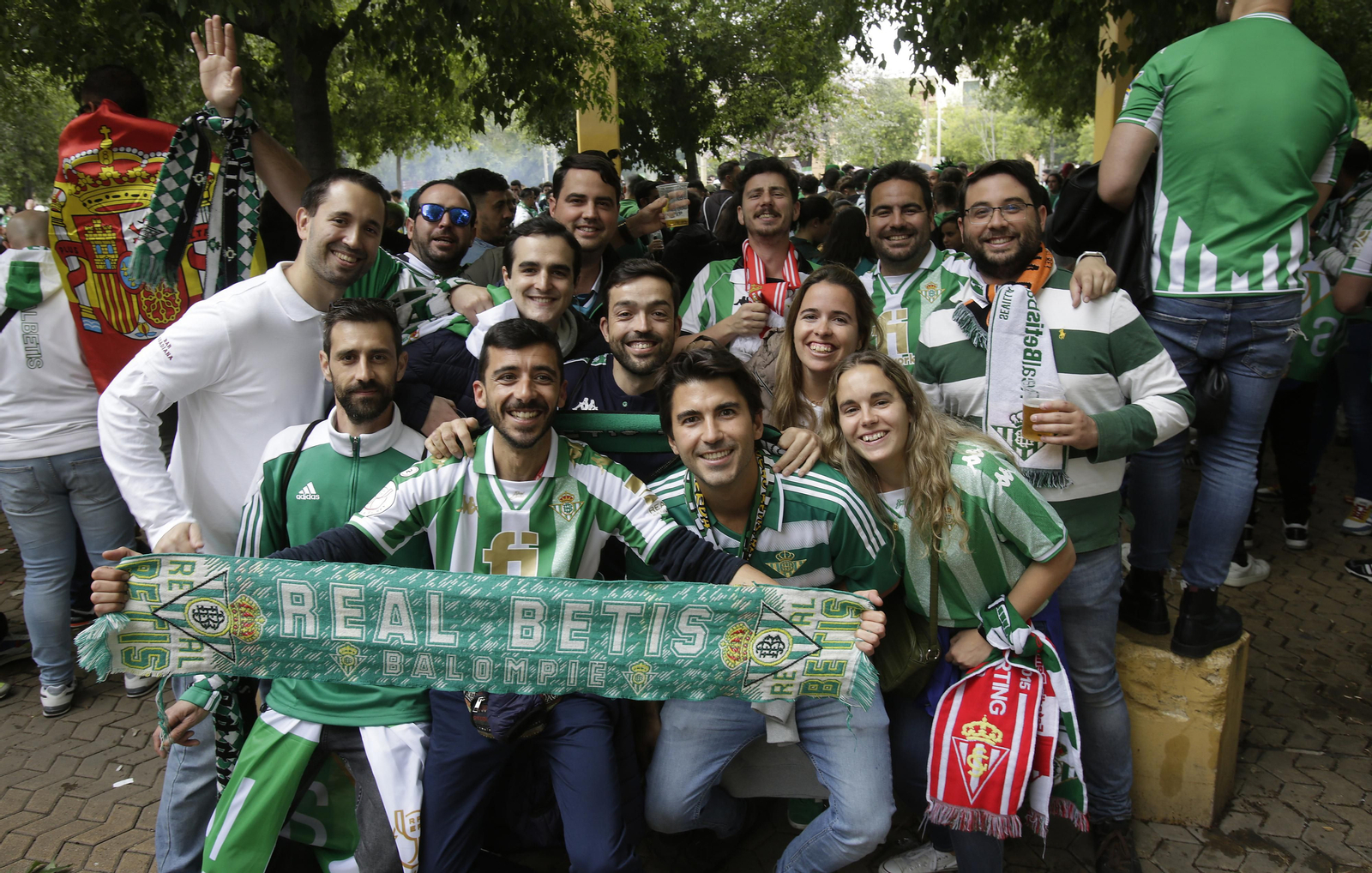 Afición Bética en la Alameda