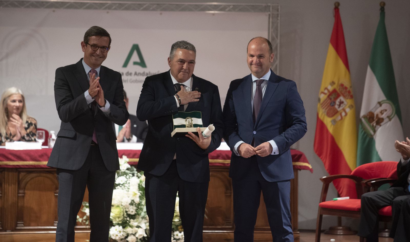 Las imágenes del acto de entrega de galardones Bandera de Andalucía en la provincia de Sevilla
