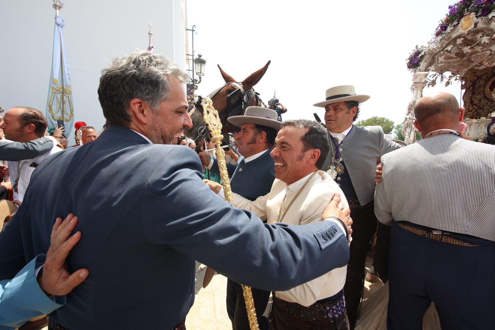 La Hermandad del Rocío de Jerez se presenta ante la Virgen