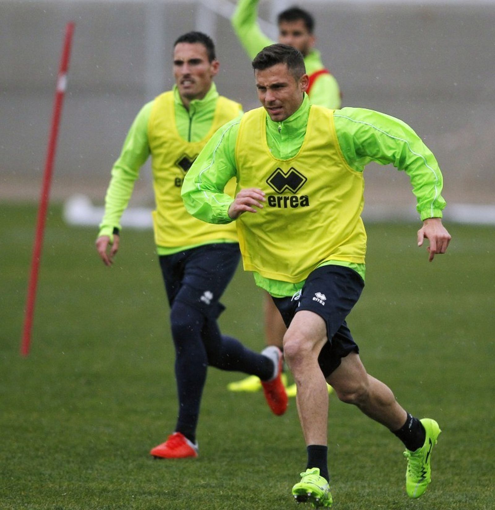 El Granada sigue su preparación pese a las inclemencias del tiempo