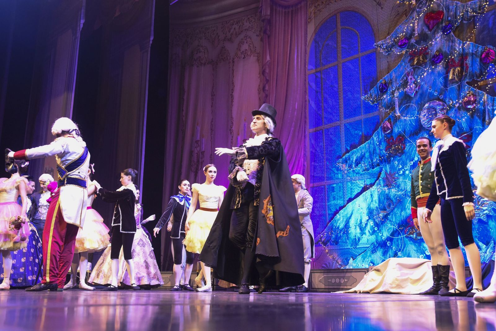 Las fotos de "El Cascanueces", por el ballet de Kiev, en La Linea