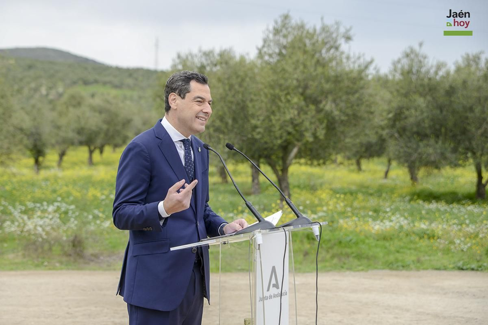 Inauguración de la planta fotovoltaica flotante en el Cortijo Conde de Guadiana de Úbeda.