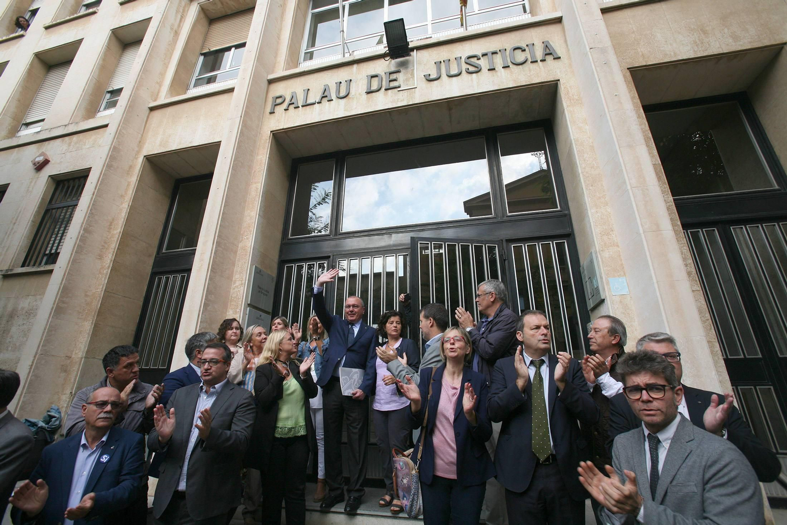 Carles Pellicer, a las puertas del Palau de la Justicia