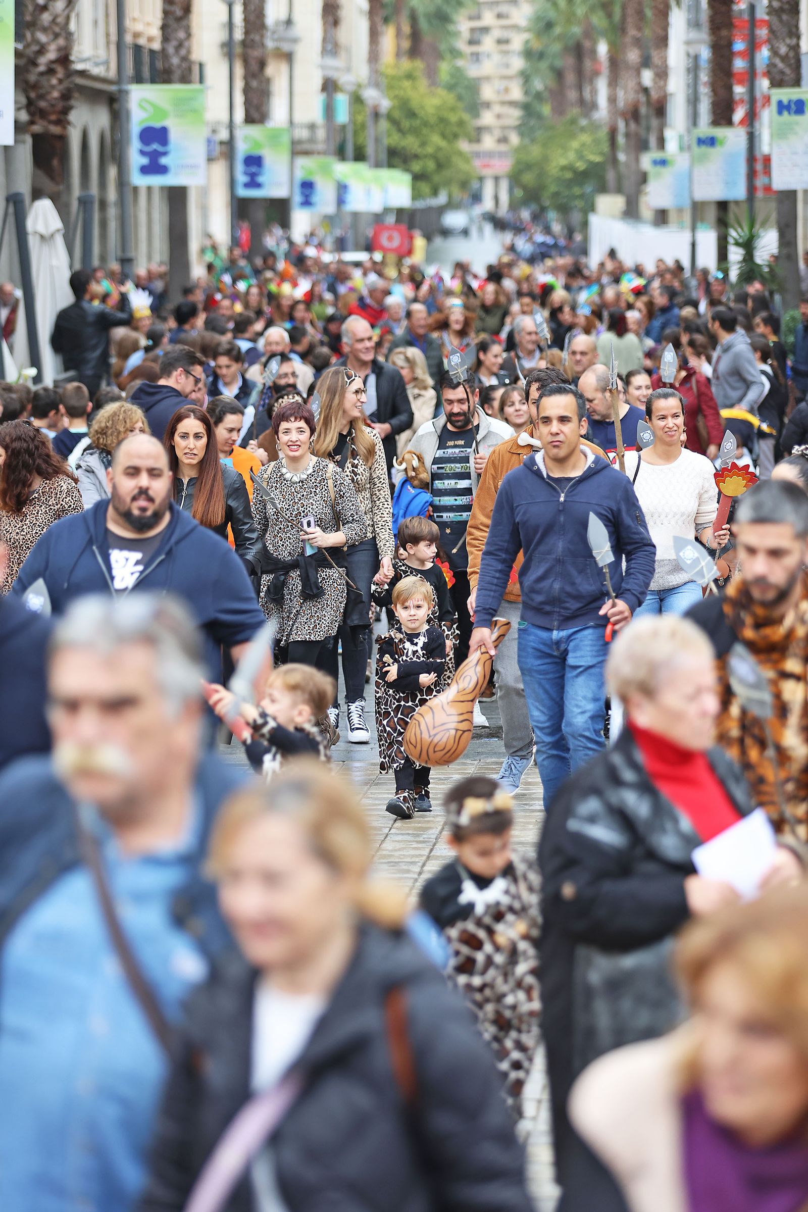Imágenes del desfile “Un paseo por la historia”  de los niños del colegio Funcadia de Huelva