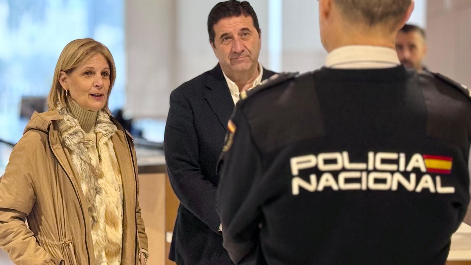 Visita a la Policía Nacional.