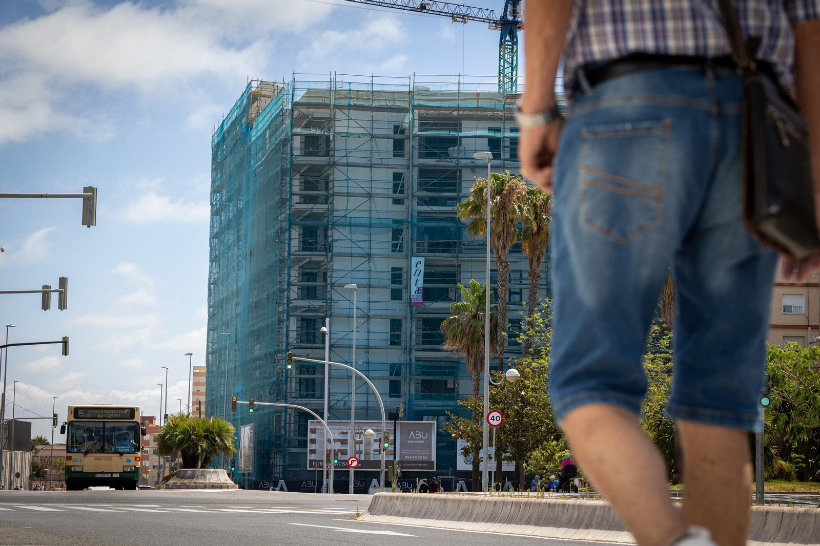 La capital gaditana se coloca a un 10,7 % de las cifras de 2008.